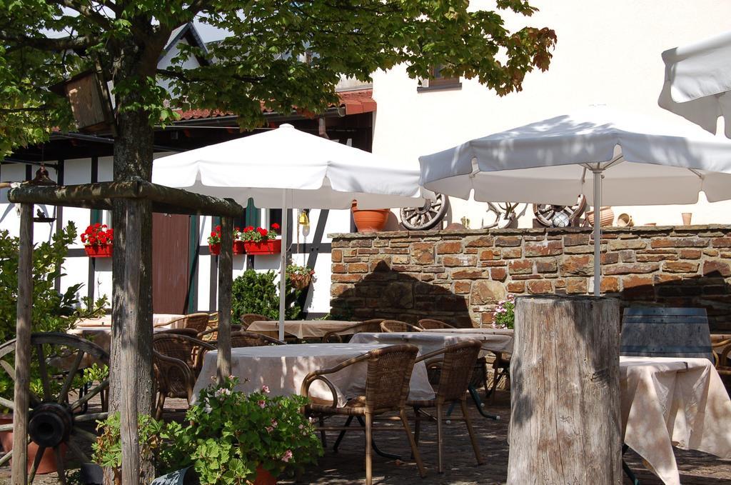 Landgasthaus Pfahl Wershofen Esterno foto