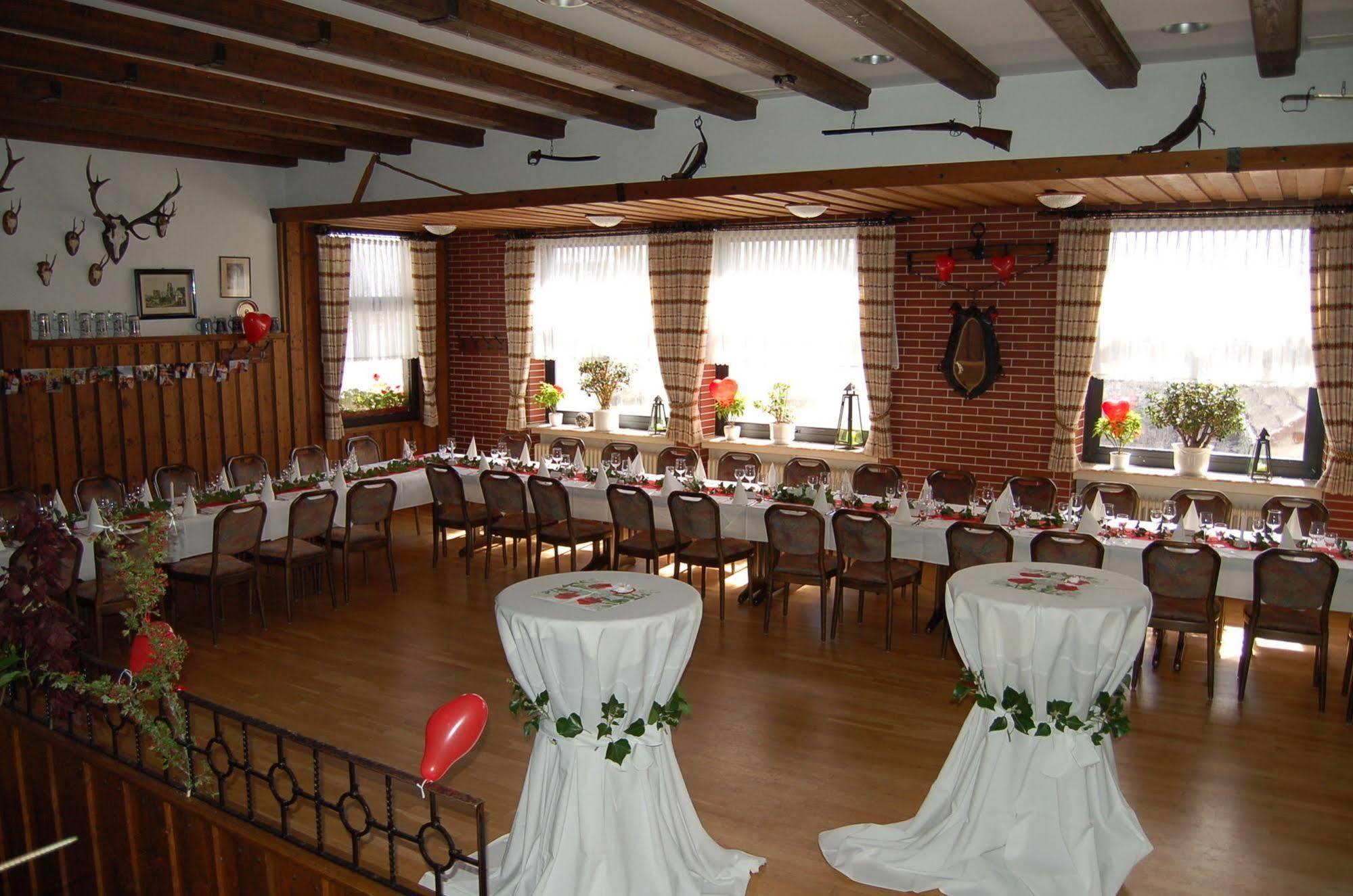 Landgasthaus Pfahl Wershofen Esterno foto